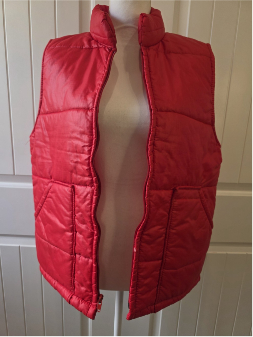 VTG Weathercaster Sz M Red Ripstop Puffer Vest Insulated Sleeveless USA - Read
